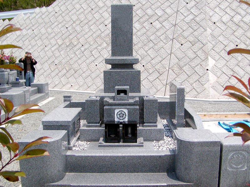 角フトン三重台型